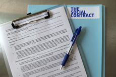 The_Contract_230x153